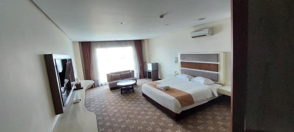 Hotel President Executive Club Cikarang Zewnętrze zdjęcie