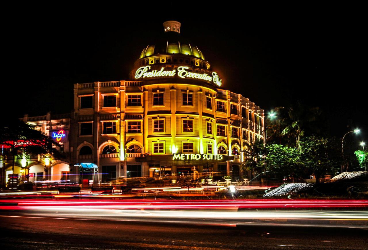 Hotel President Executive Club Cikarang Zewnętrze zdjęcie