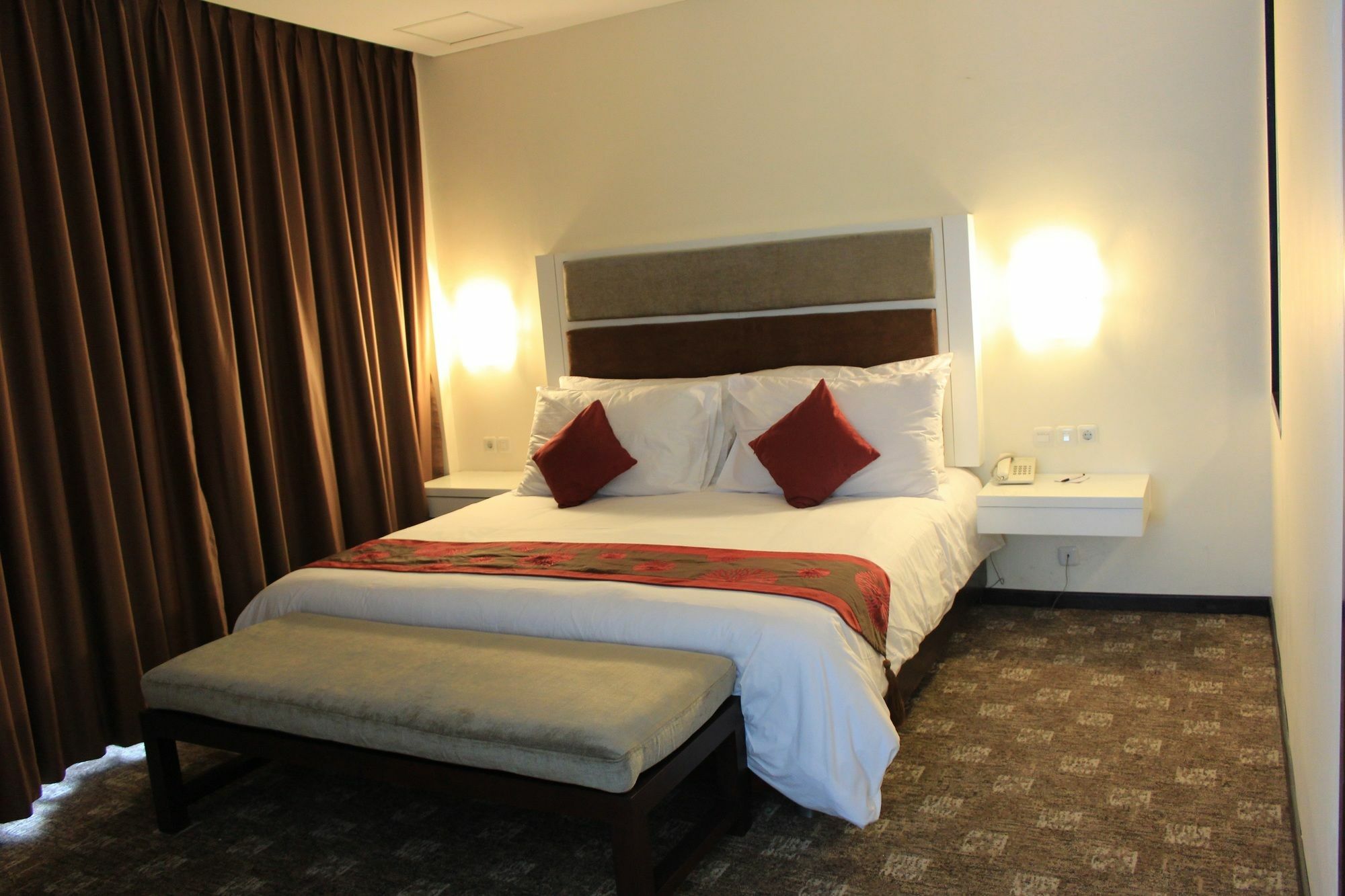 Hotel President Executive Club Cikarang Zewnętrze zdjęcie